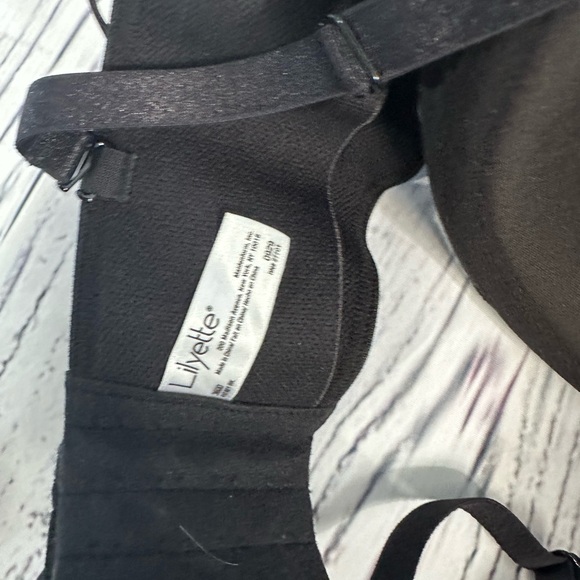 Lilyette by Bali convertible/ strapless bra Size 38 DD Black - Picture 4 of 5